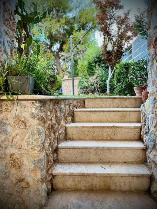 הוילה Pórto Ráfti Ένας Ευχάριστος Χώρος Με Πισίνα מראה חיצוני תמונה